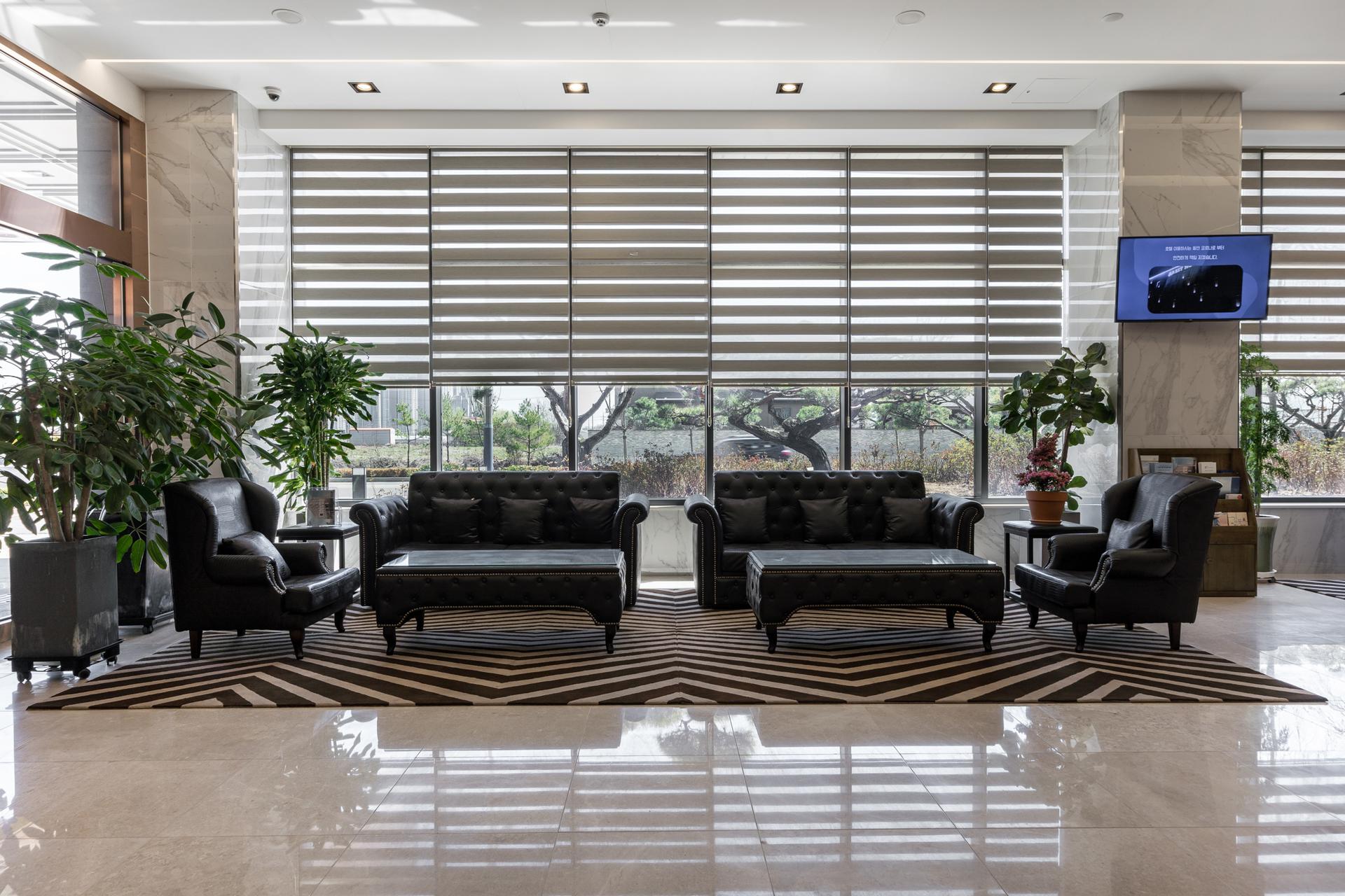 Rest Hotel