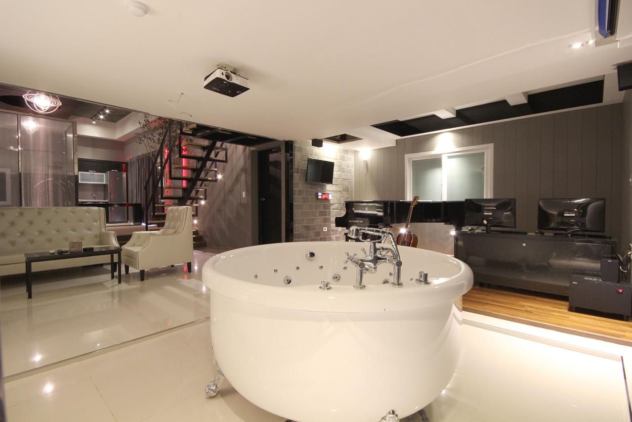 Gumi Indong Hotel LEE