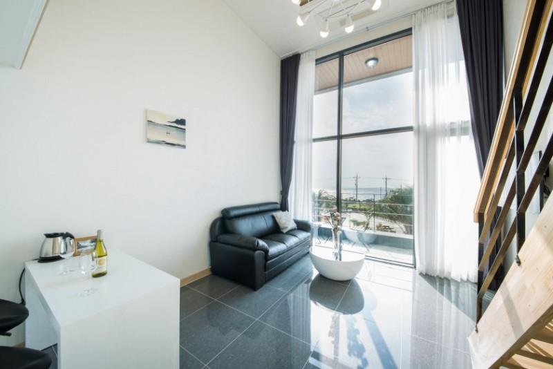 Seogwipo J Raum Pension