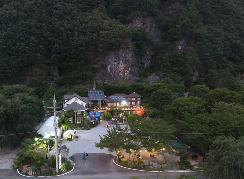 Jeongseon Auraji Riverside Pension