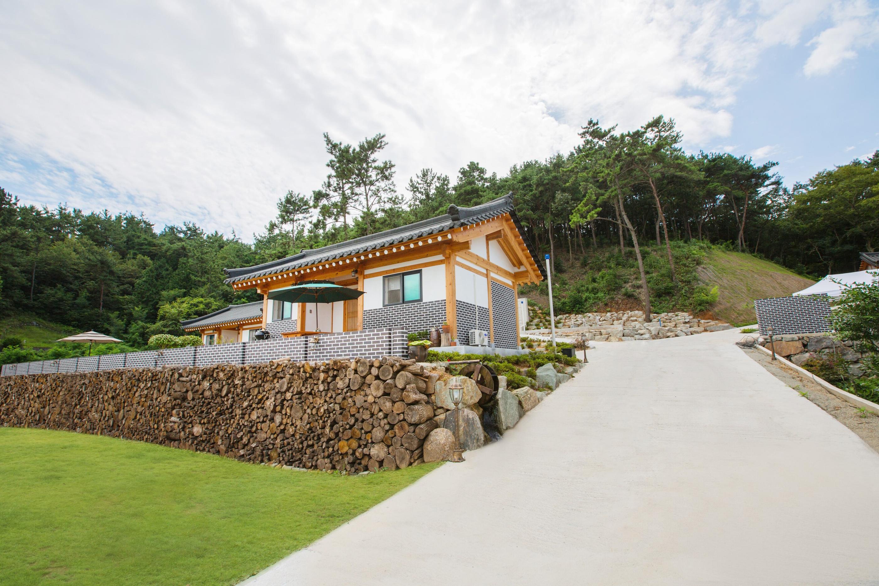 Suncheon Suncheonman Sup Pension-5