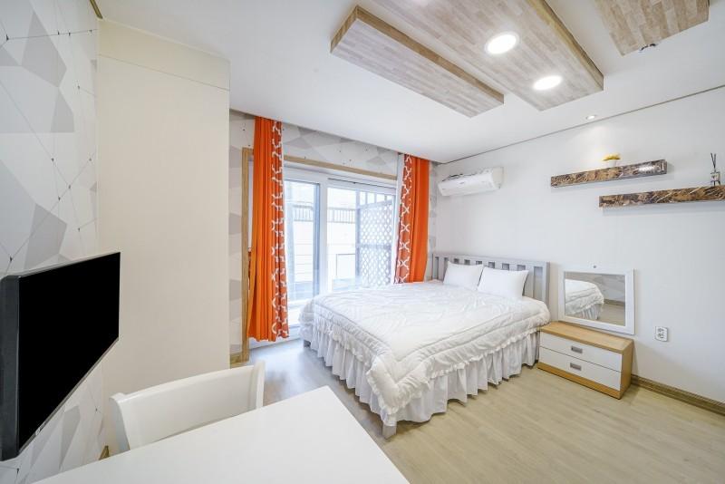 Namhae White Pension