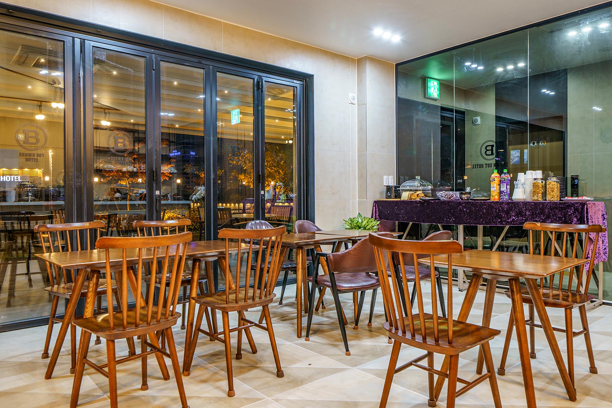 Brown Dot Busan Station Branch in Choryang-dong, Busan (in front of Busan Station)-23