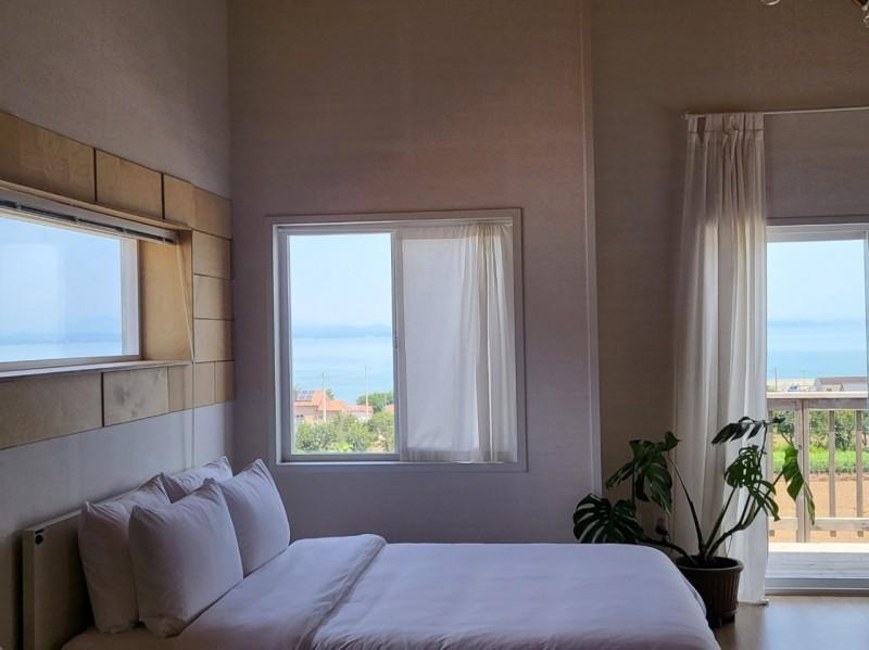 Namhae Cozy & Slow Pension