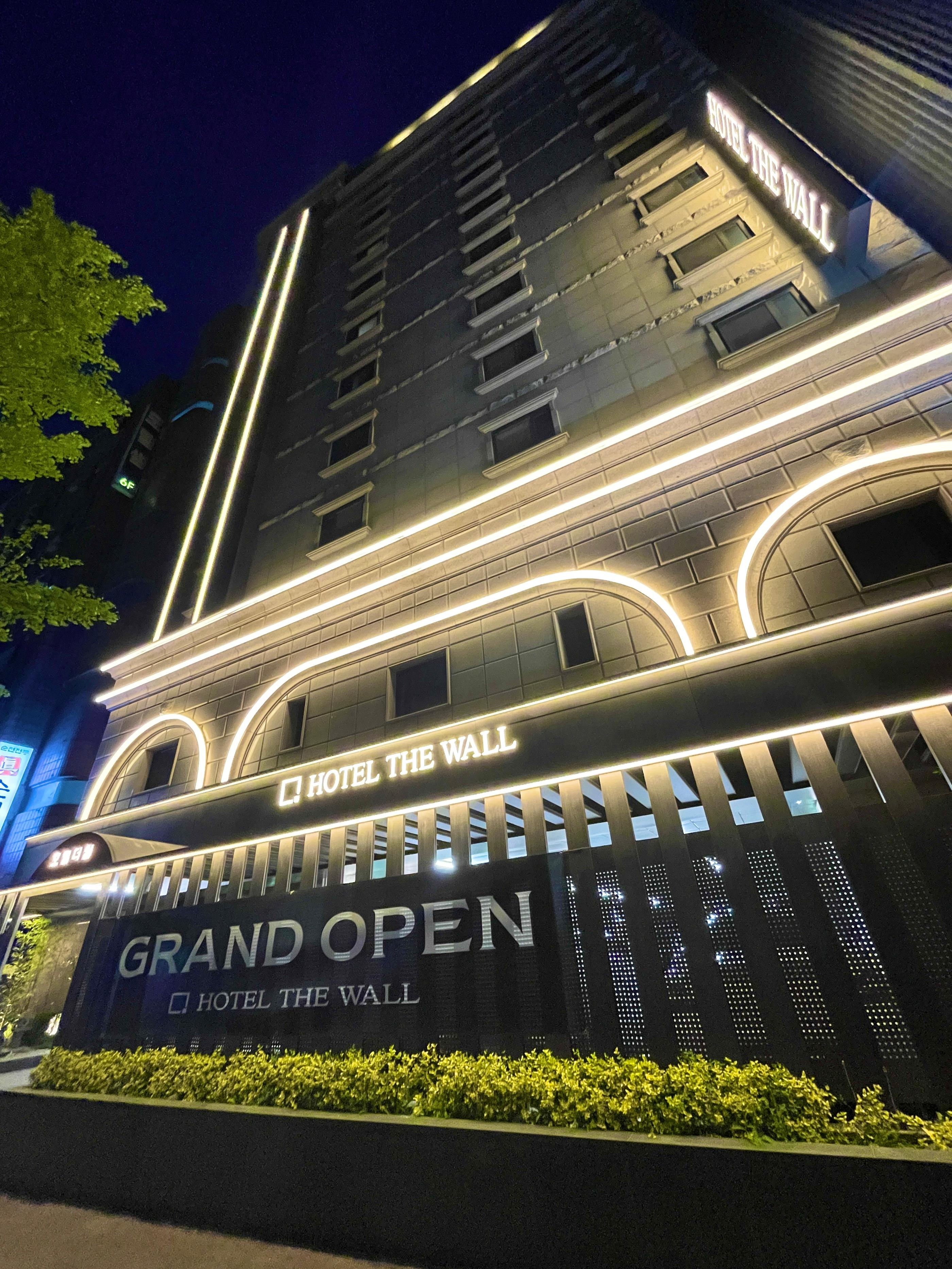 Gwangmyeong Hotel The Wall (THE WALL)