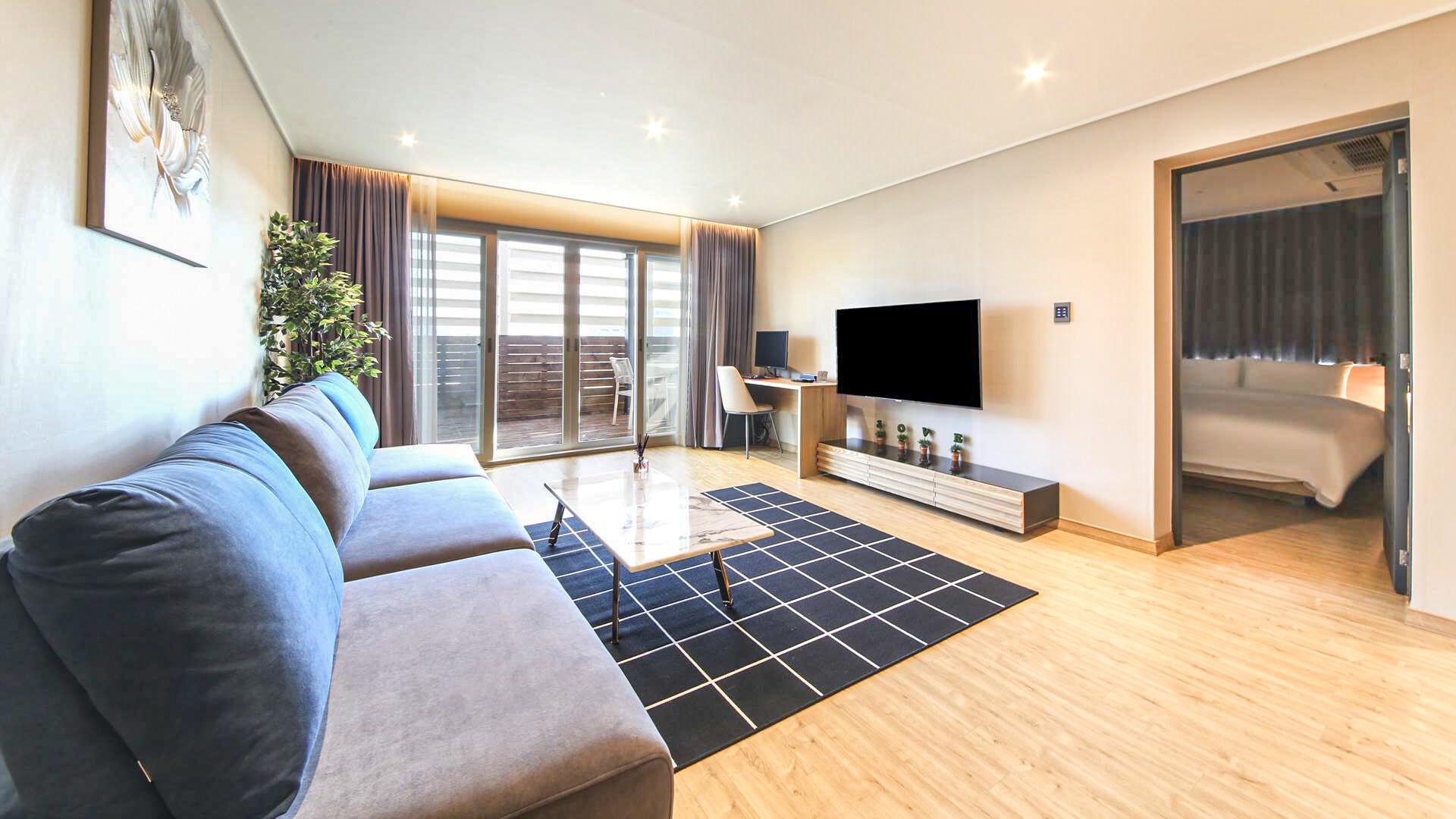 HOUND HOTEL sasang branch