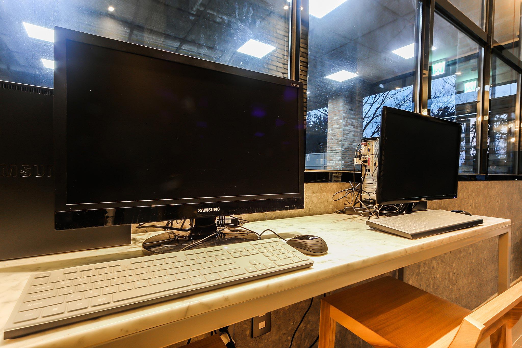 Busan Gangseo Sinho Brown Dot-10