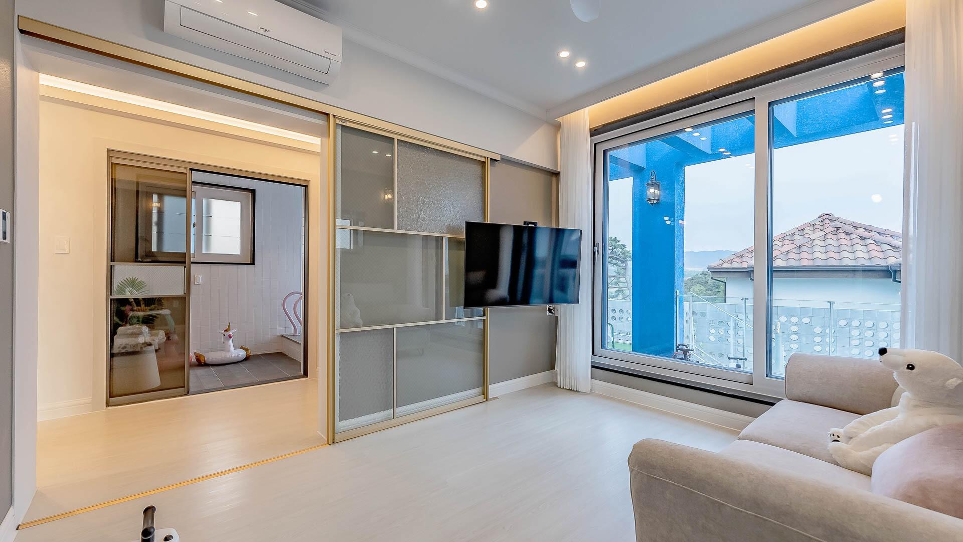 Cookie & Ice cream Kids Pool Villa-35