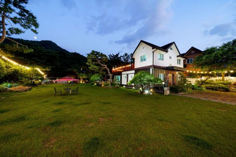 Namyangju Rania Pool Villa Pension-19