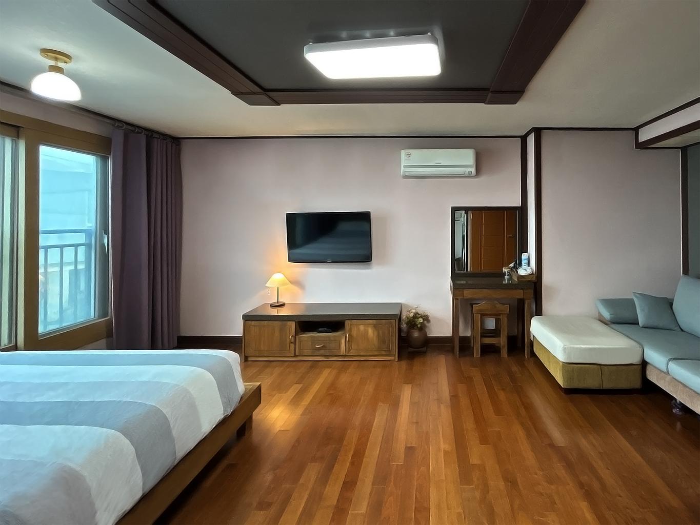 Jeju Liverpool Pension