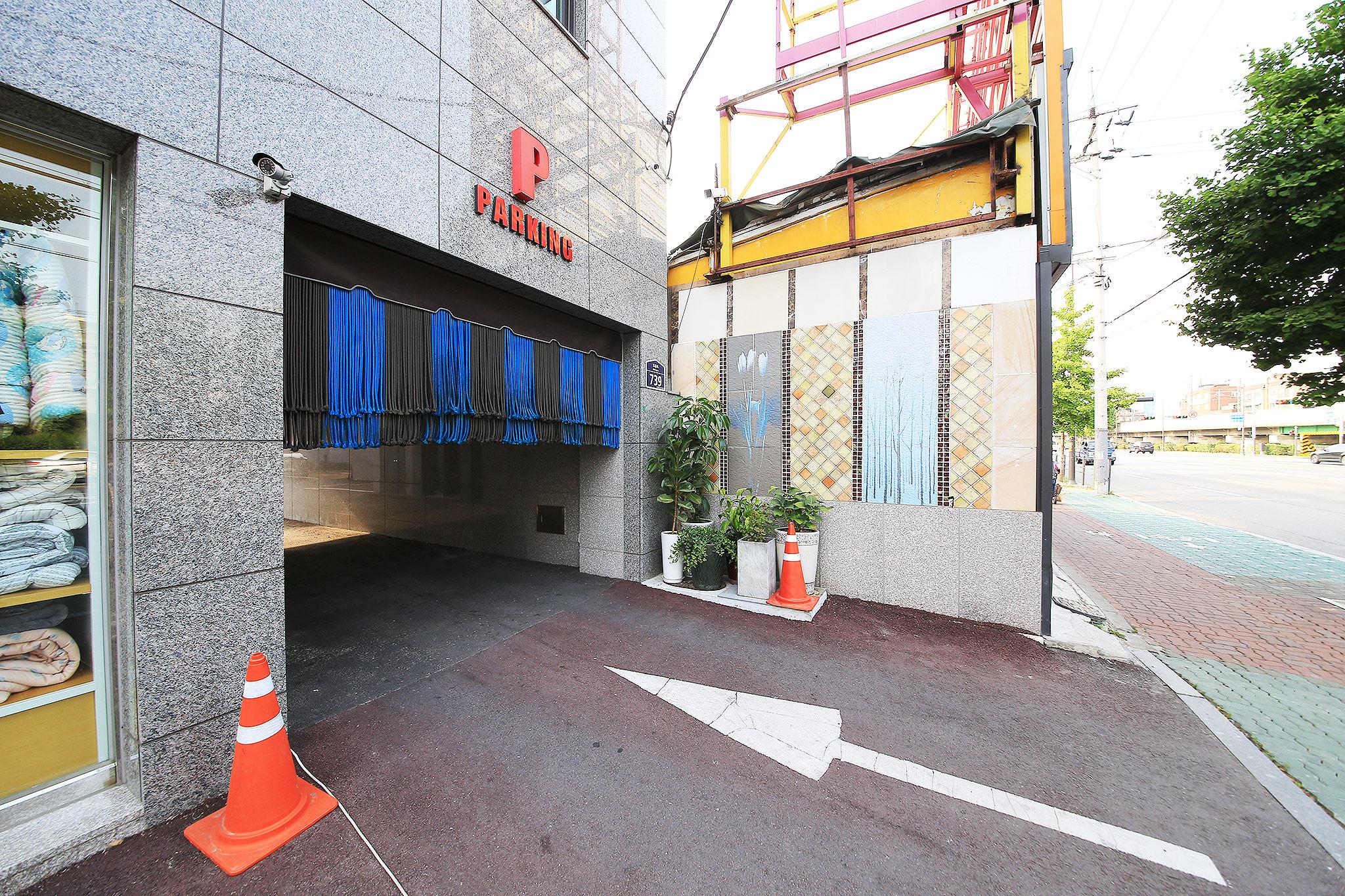 Dobong (Banghak Station) Lux-6