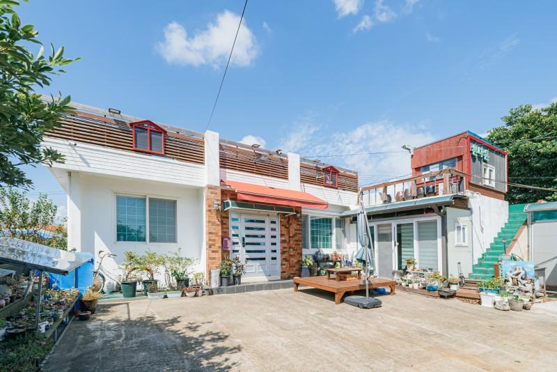 Seogwipo Jeju Onon Pension