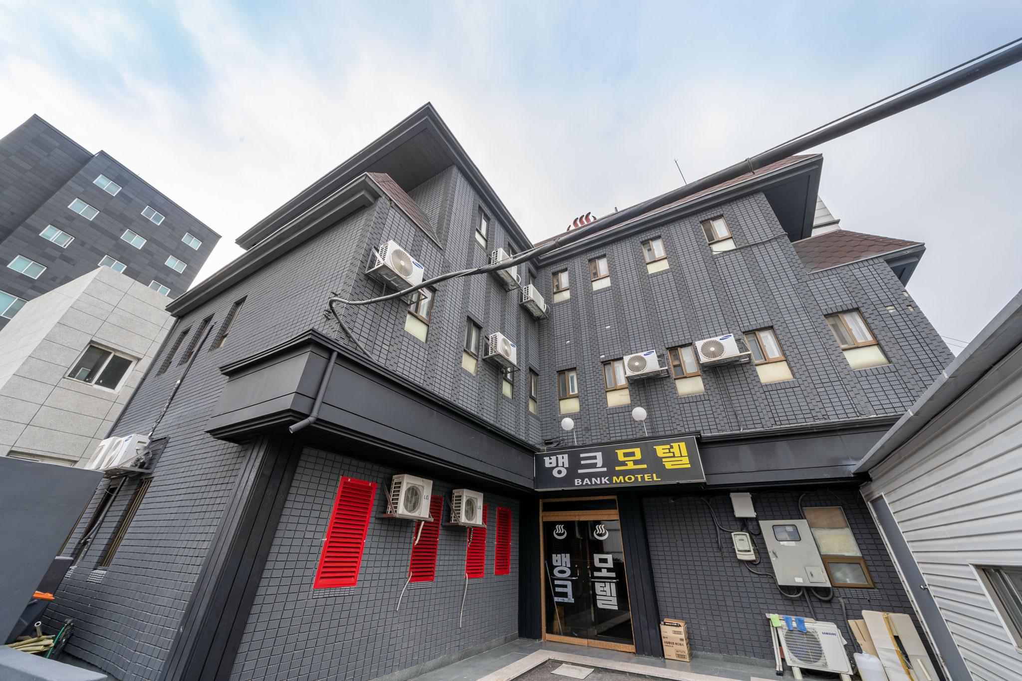 Gangseo (Gimpo Airport) Bank Motel-5