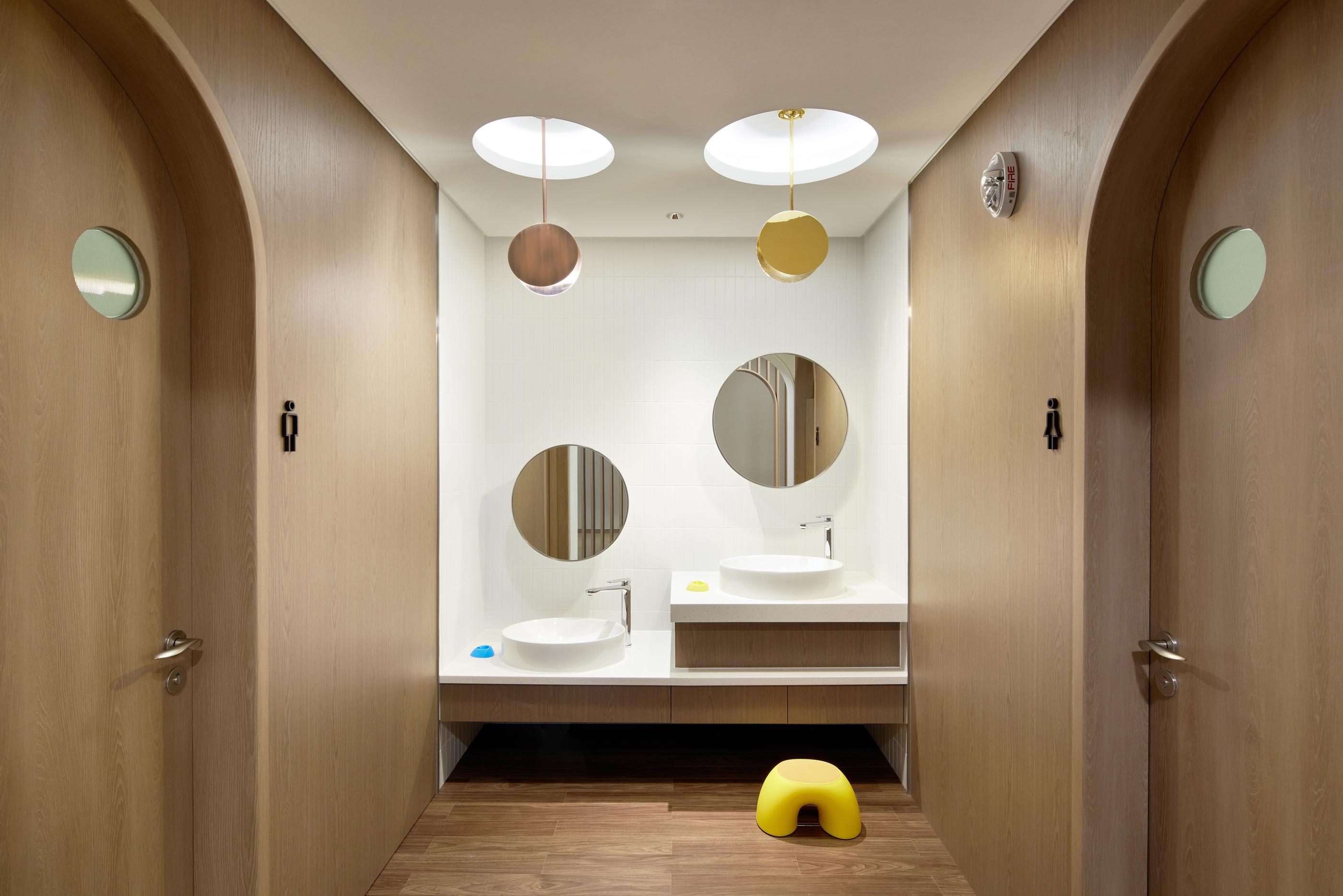 Lotte Hotel World-26