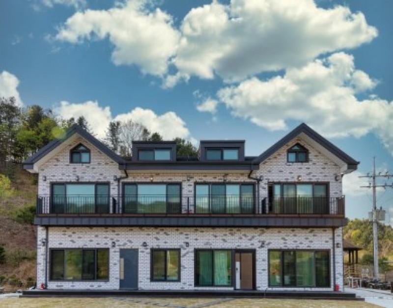 Gapyeong Seravi Pool Villa-57