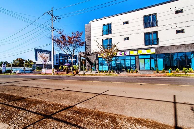 Seogwipo Rejina Pension