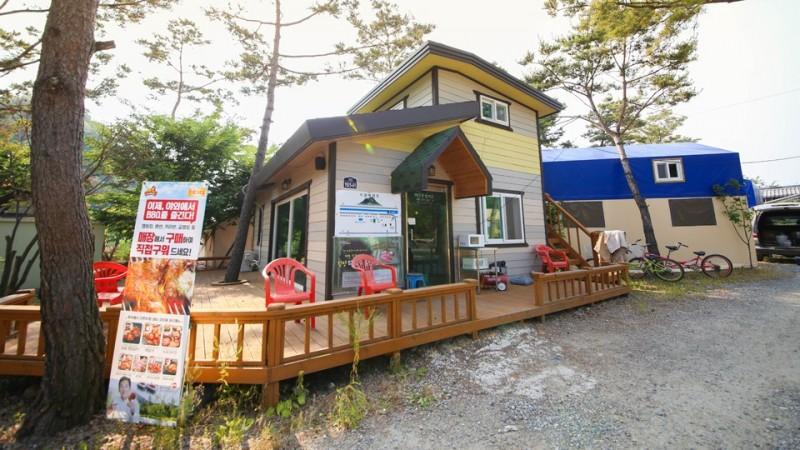 Pocheon Pine Tree Glamping Poolvilla-42