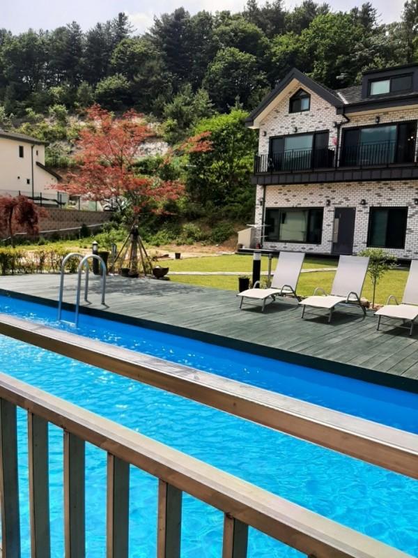 Gapyeong Seravi Pool Villa-15