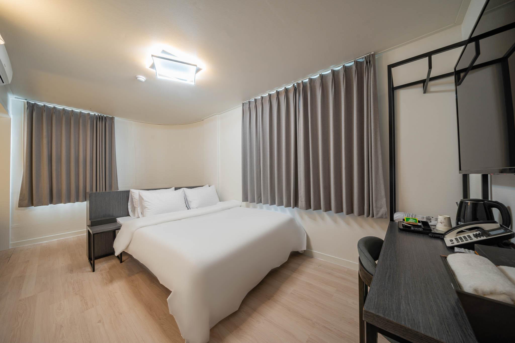 Uiryeong Rich Hotel