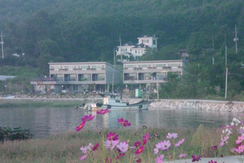 Ganghwado Byulheunjip Pension-28