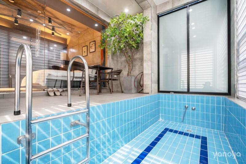 Gyeongju Jeje Pool Villa Pension