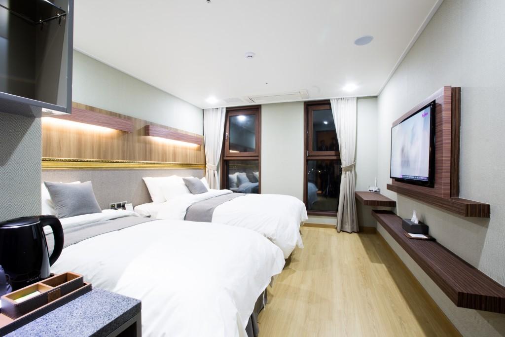 Hotel L'Art Gimpo-3