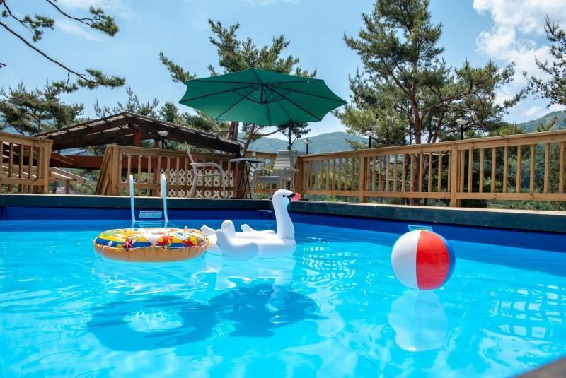 Hoengseong Pinetree Story Pension