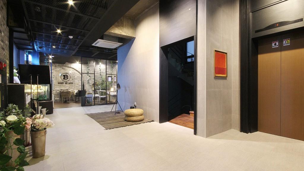 Yangjeong Brown Dot-12