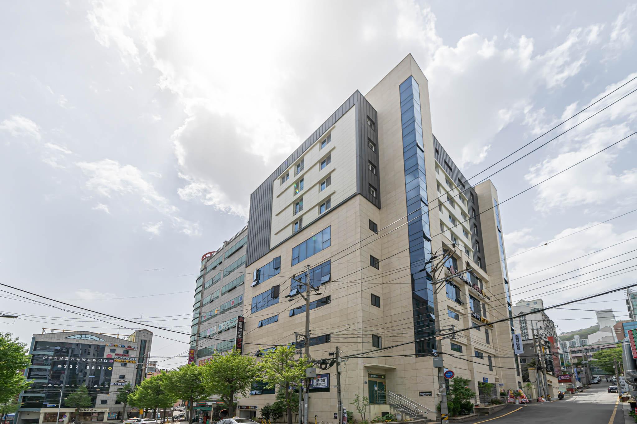 Gimhae City Hotel