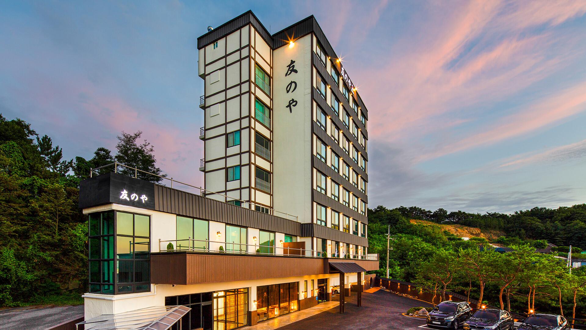 Tomonoya Hotel and Ryokan Daecheon