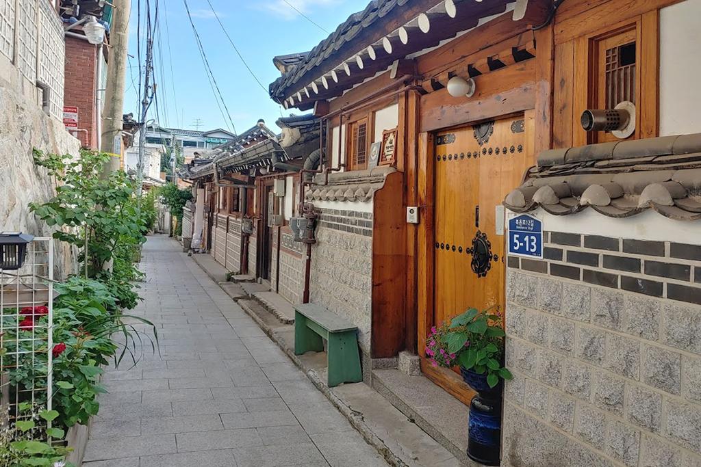 Bukchon Yeonwoo Hanok Stay-7