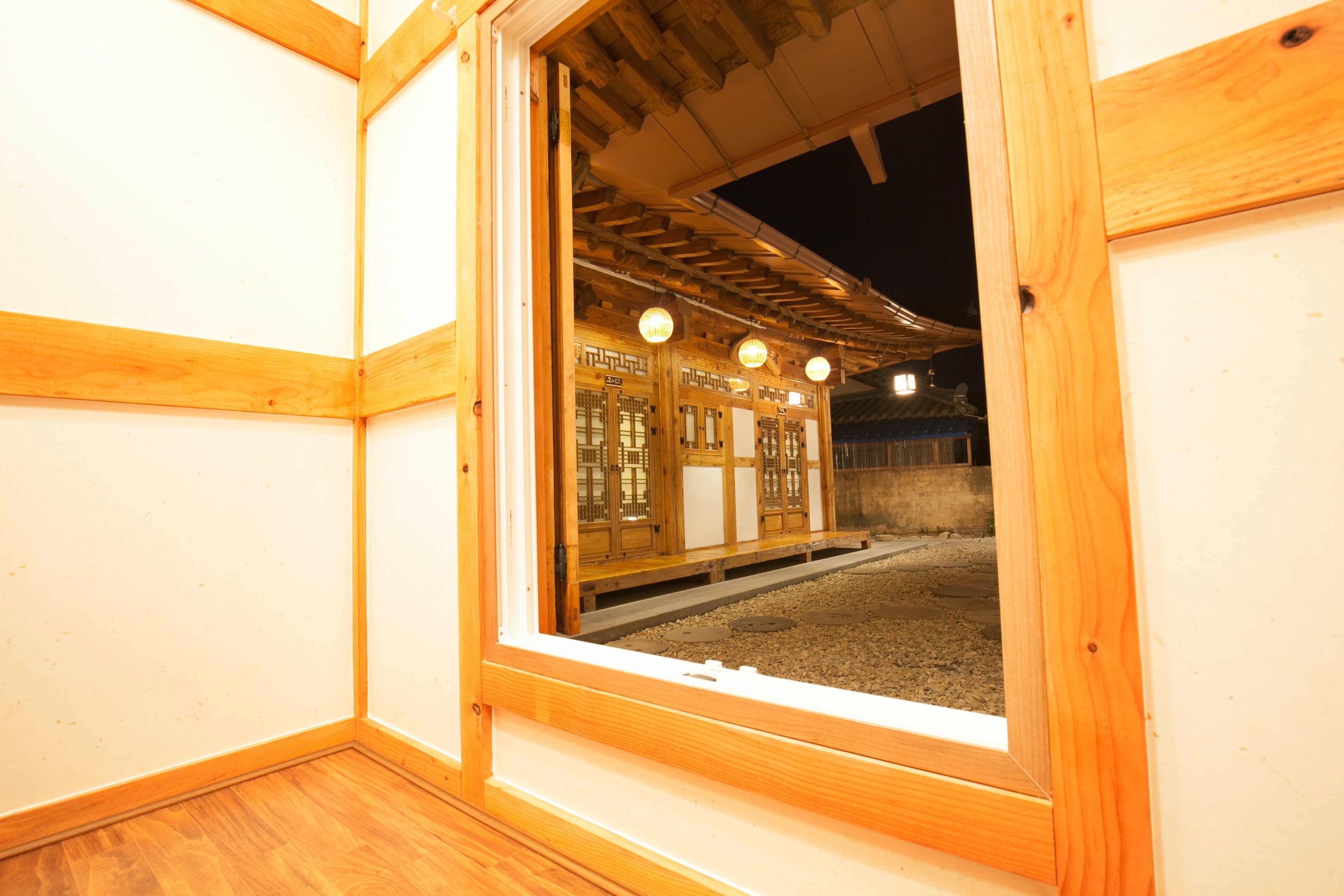 Jeonju Hanok Village Samrakheon Pension-34