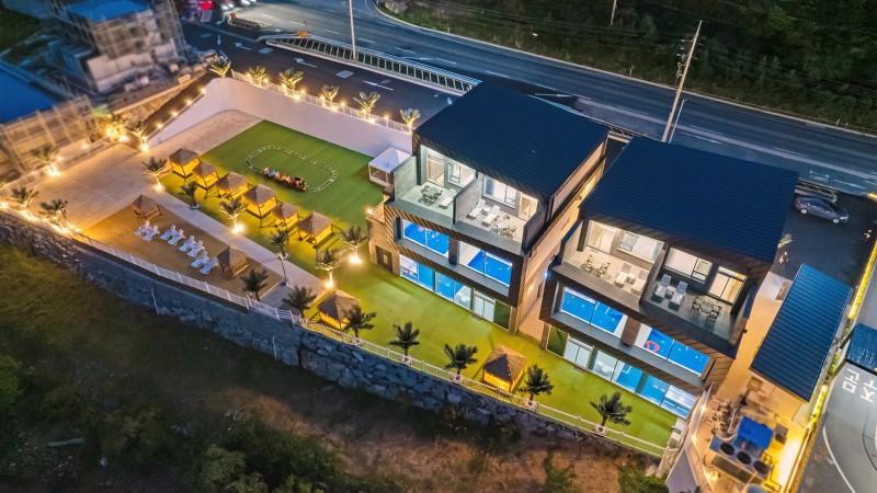 Yeosu Haplos Kids & Pool Villa