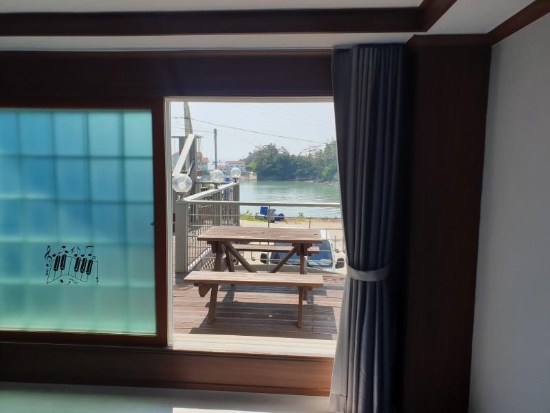 Buan (Byeonsanbando) Badaga Boineun Pension