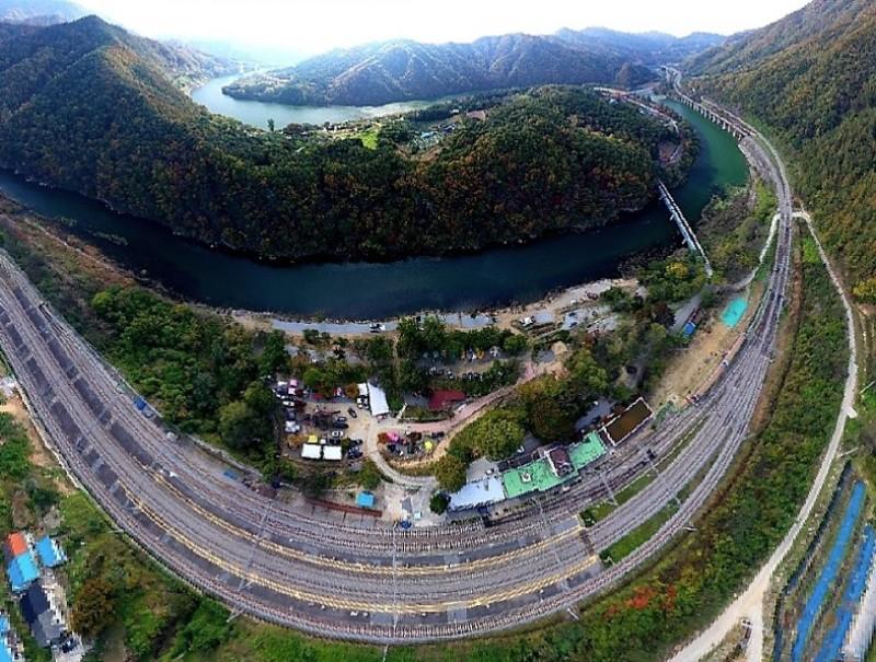 Chungju Cheondeungsan Camping Site