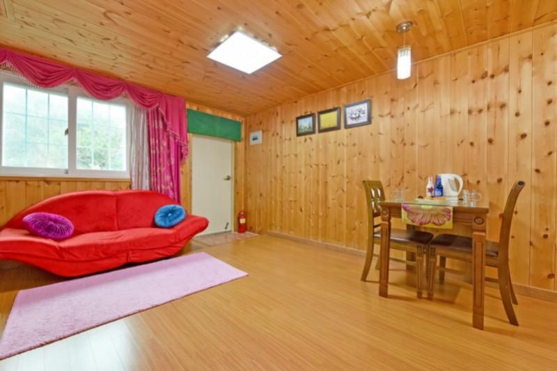 Gapyeong Happy Pension-9
