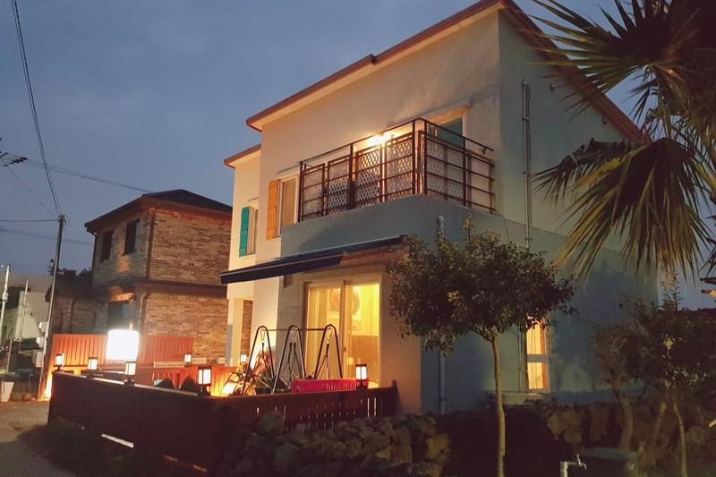 Seogwipo Sunttoleomeong Pension