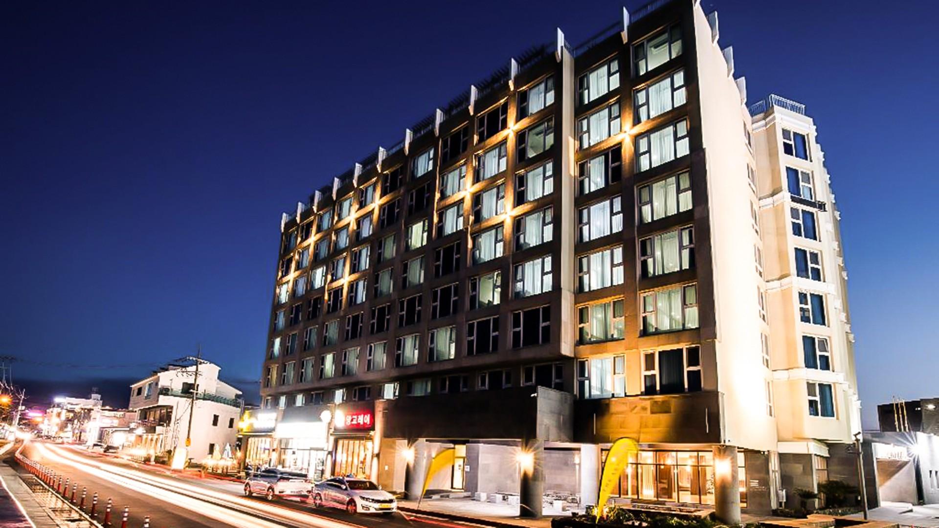 Ebenezer Hotel