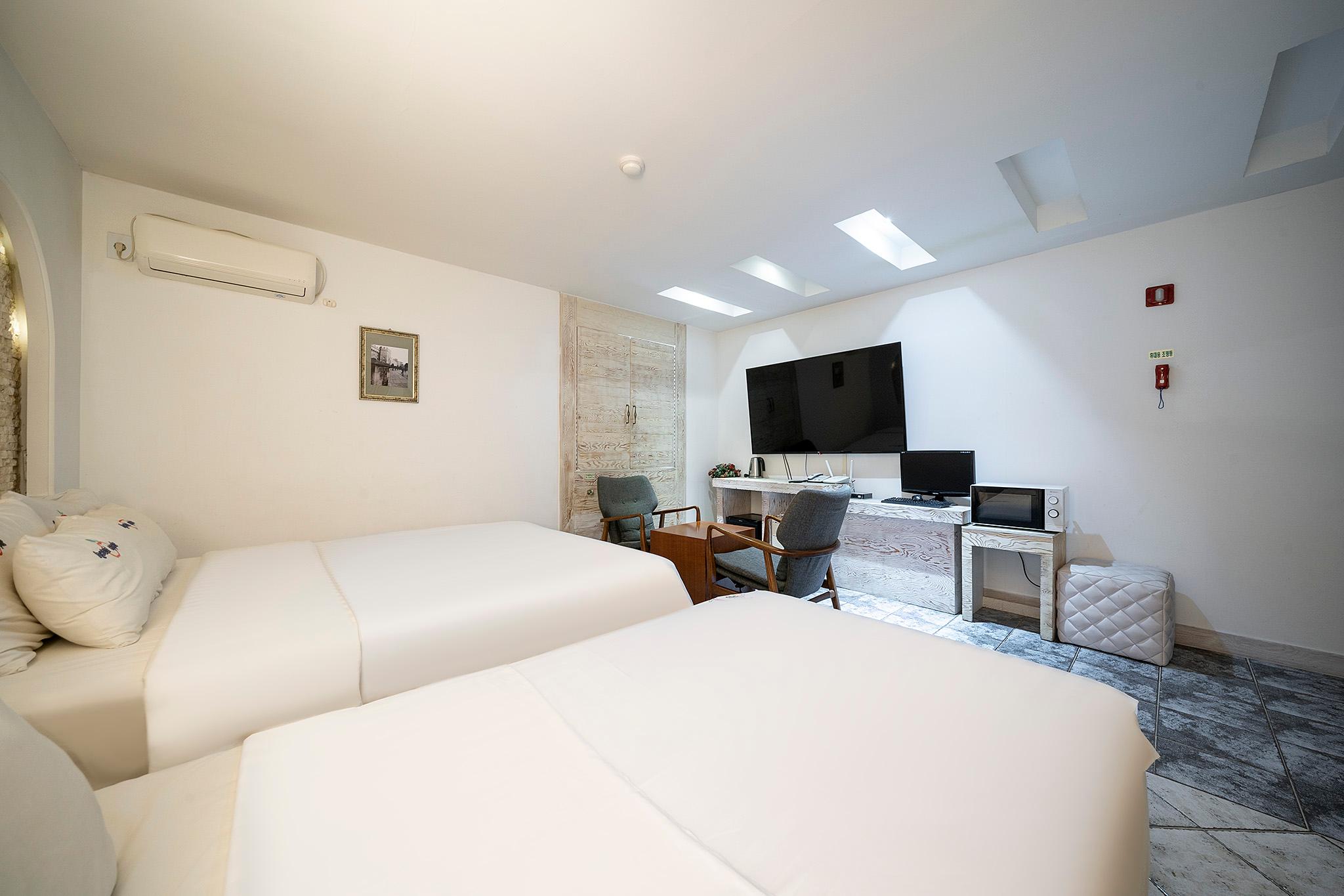 Chungju Apple Hotel
