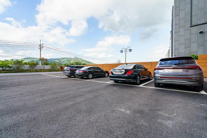 Busan Hound Hotel Jeonggwan-24