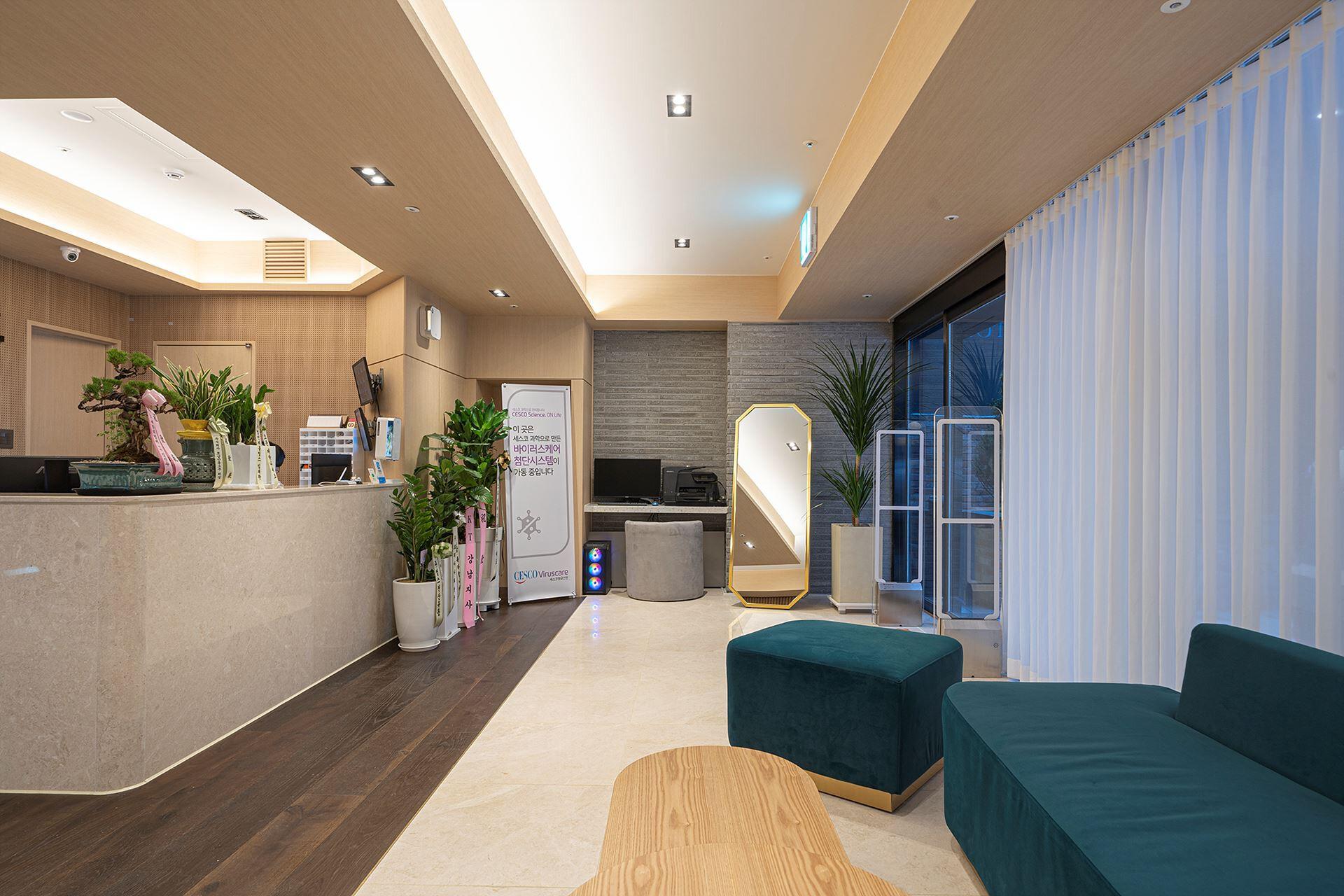 Brown Dot Yeoksam branch-29