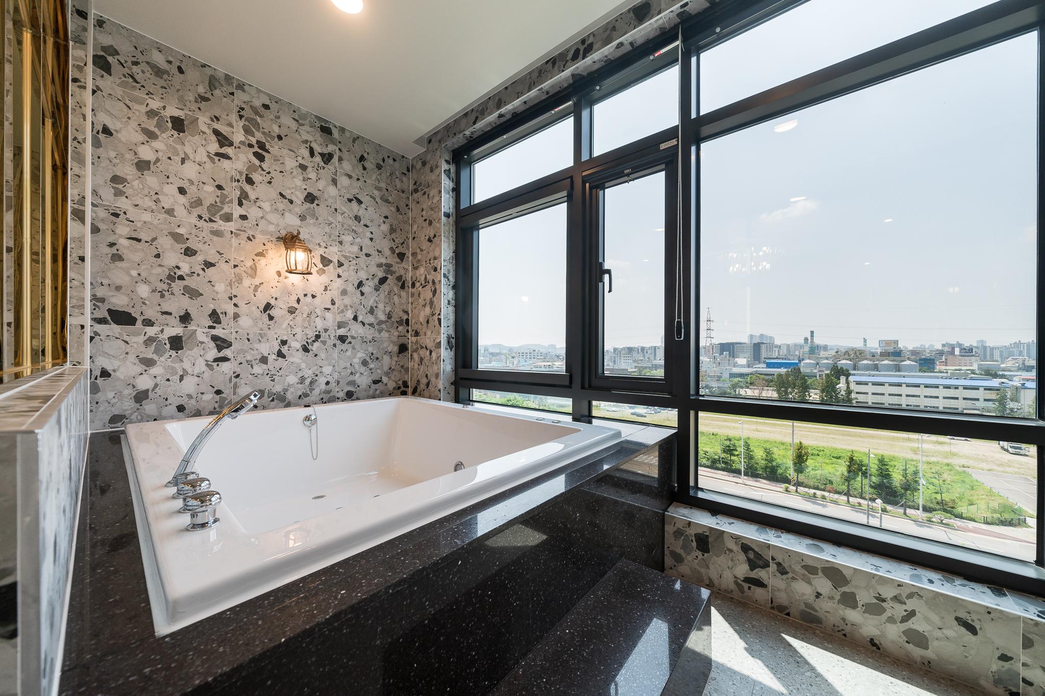Bucheon Four Star-9