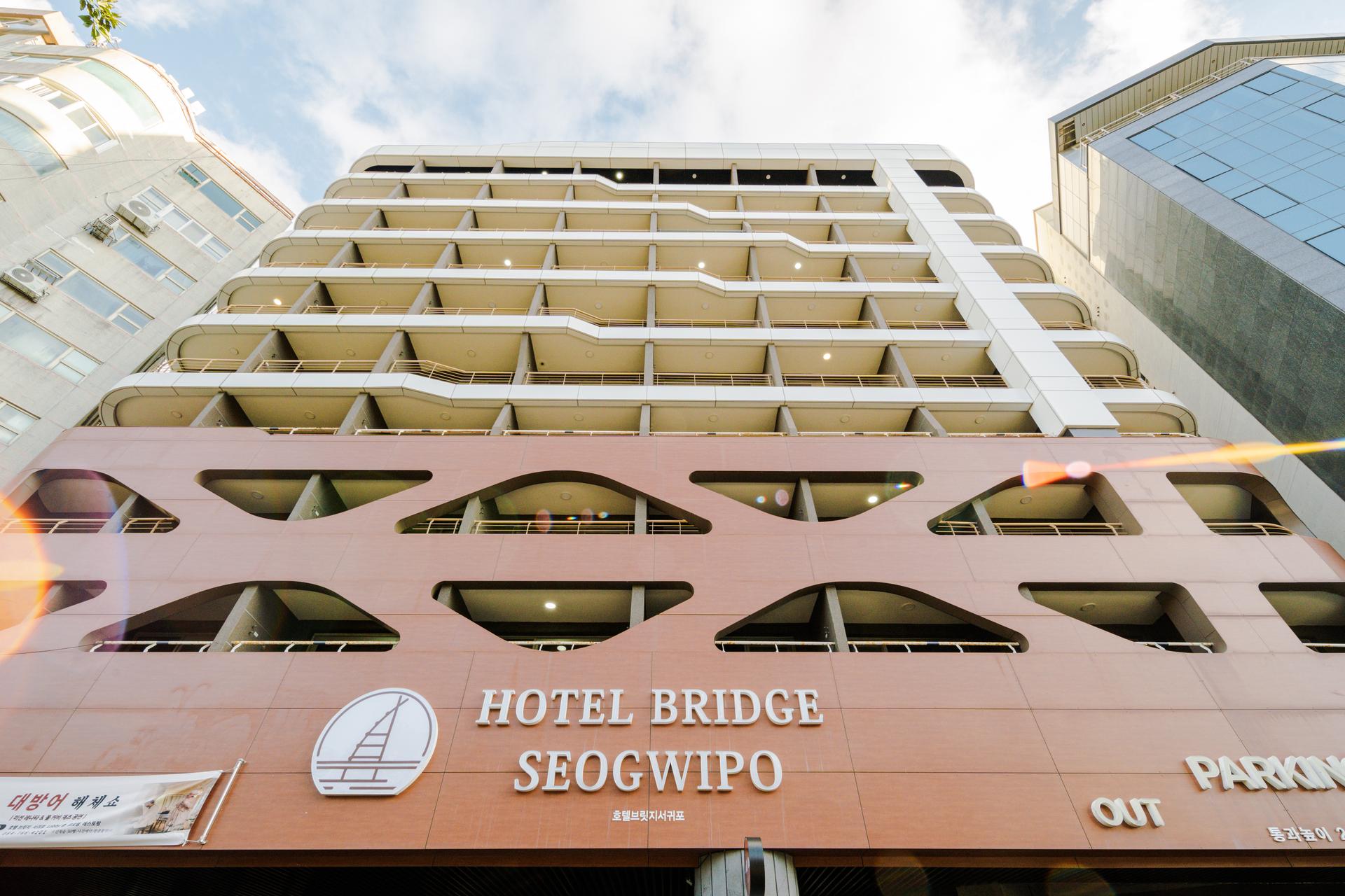 Hotel Bridge Seogwipo
