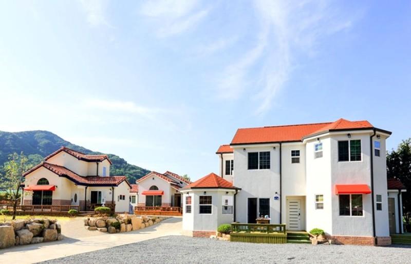 Cheongdo Pine Hill Pension