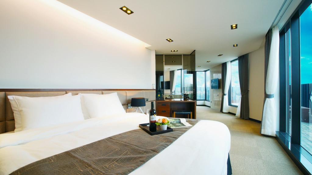 I-Jin Hotel
