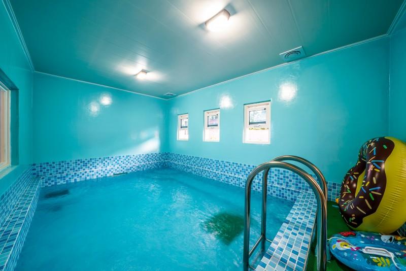 Dongwha Kids Pool Villa