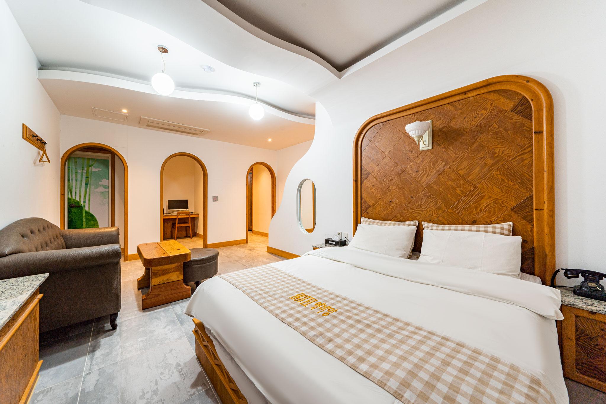 Gongju Evian Motel