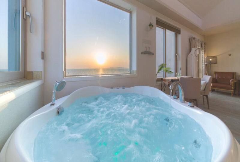 Taean (Anmyeondo) The Classic Spa Pension