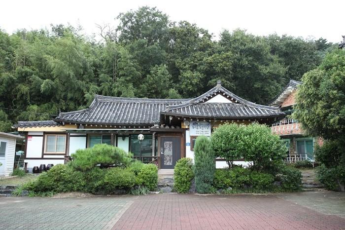 Gyeongju Miru Hanok Pension