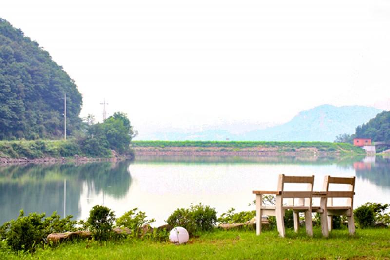 Pocheon Lake Side Beautiful House Pension-17